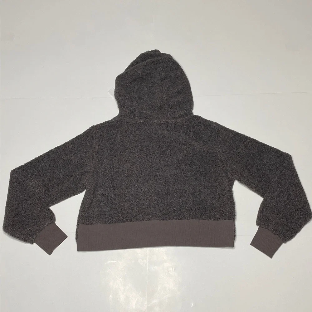 Women’s Cropped Hoodie